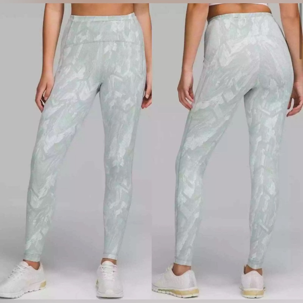 NWT! Lululemon Swift Speed HR Tight 28” REEJ (mint green/white)